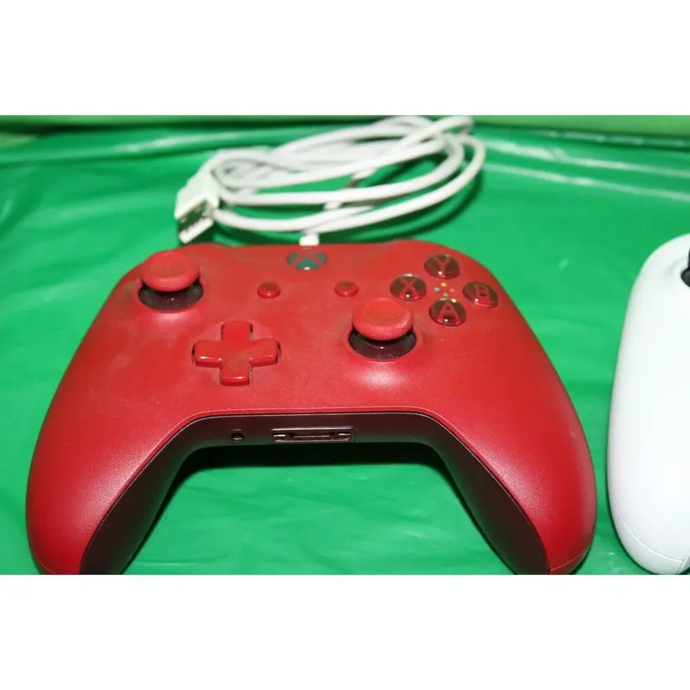 2 Microsoft Video Game Controllers Red 1708 And White 1914